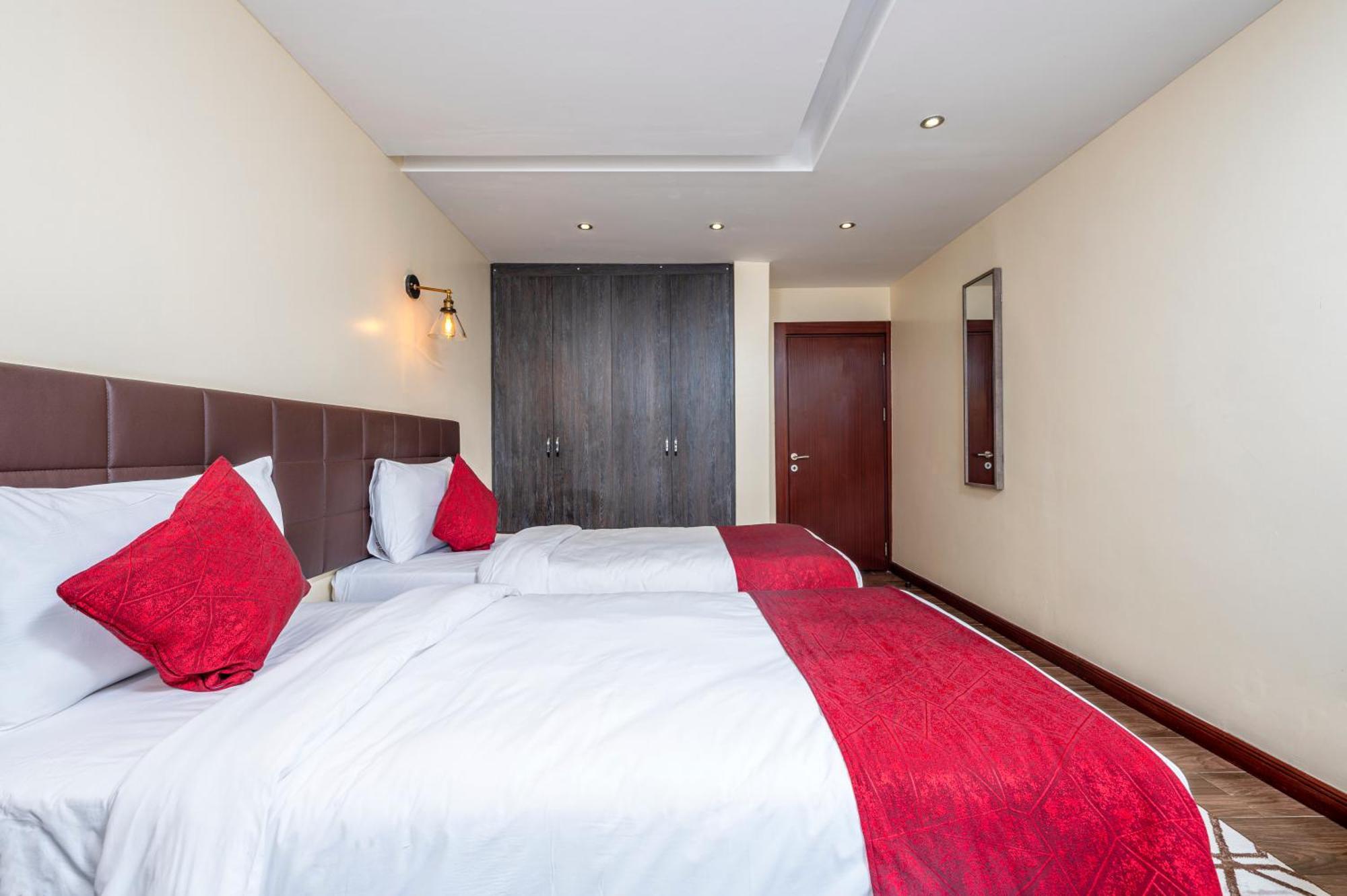 Roma Court Serviced Apartments Найроби Экстерьер фото