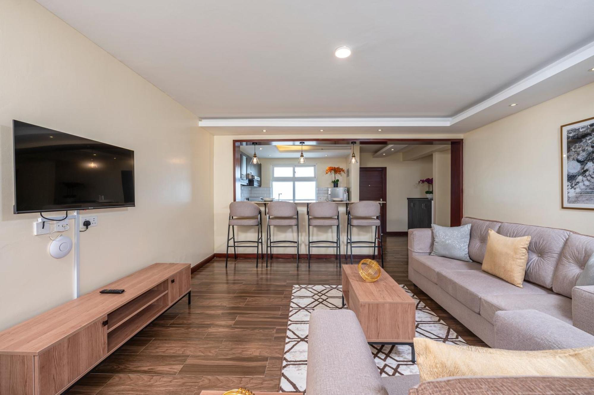 Roma Court Serviced Apartments Найроби Экстерьер фото
