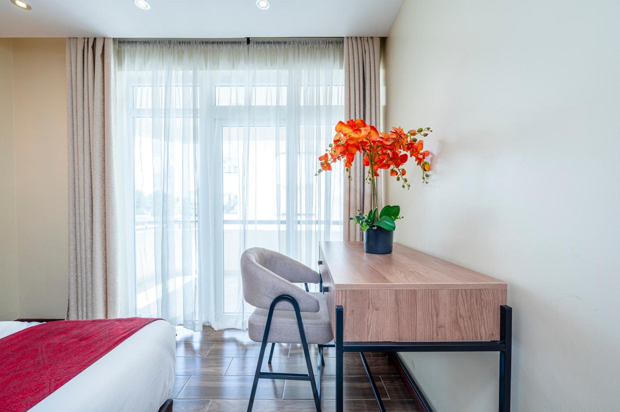 Roma Court Serviced Apartments Найроби Экстерьер фото
