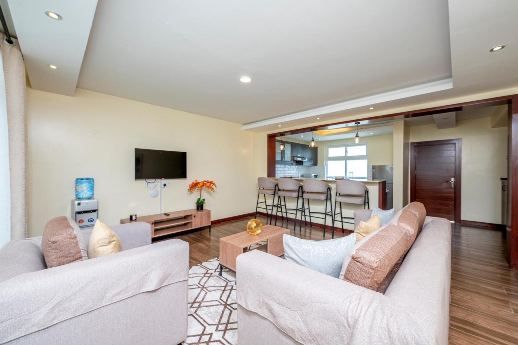 Roma Court Serviced Apartments Найроби Экстерьер фото