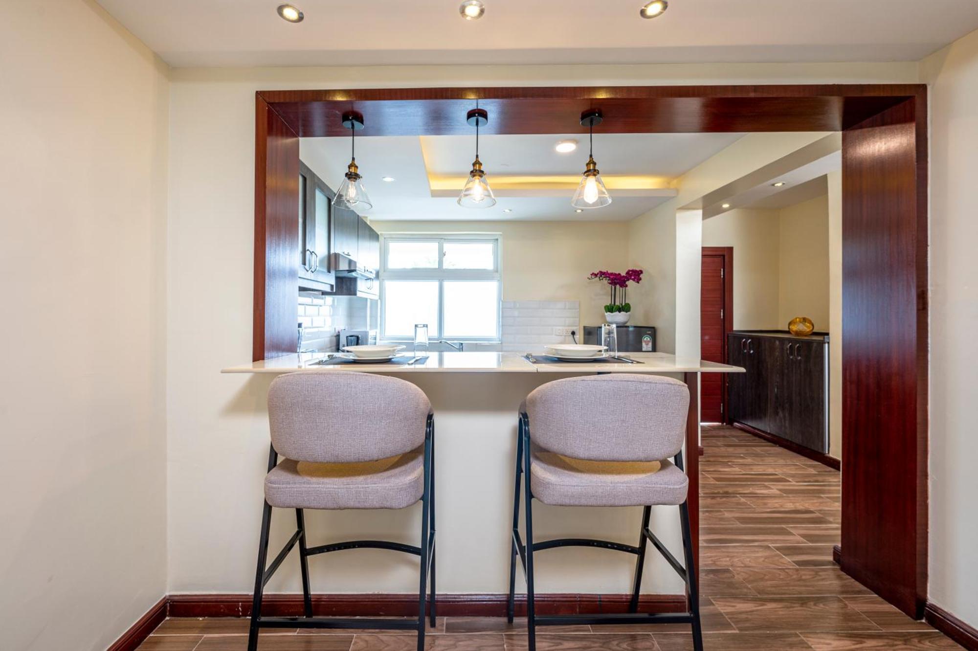 Roma Court Serviced Apartments Найроби Экстерьер фото