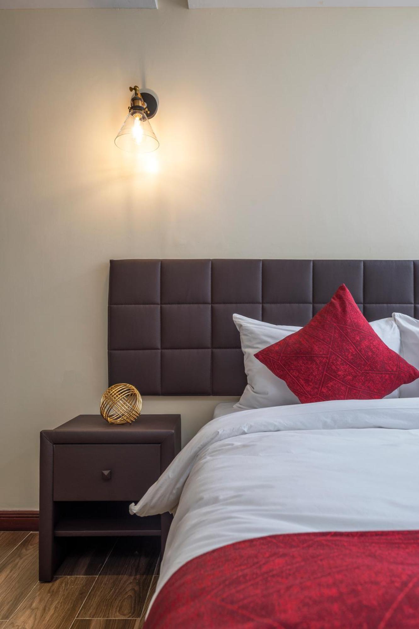Roma Court Serviced Apartments Найроби Экстерьер фото